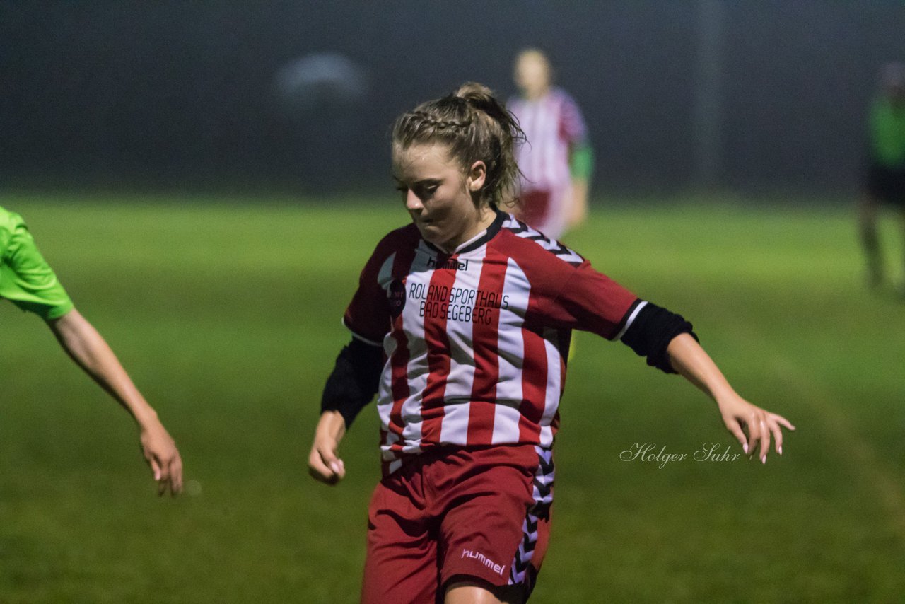 Bild 228 - B-Juniorinnen TuS Tensfeld - MTSV Olympia Neumnster : Ergebnis: 4:1